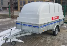 Single axle trailer, with plastic cover